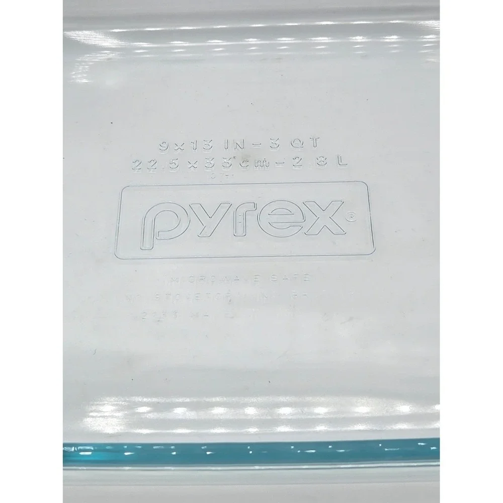 Pyrex 9x13 Clear Glass 3 Quart Oblong Baking Dish 233